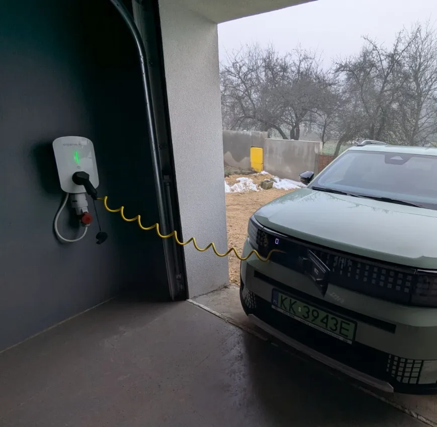 Instalacja stacji ładowania pojazdów elektrycznych Wallbox